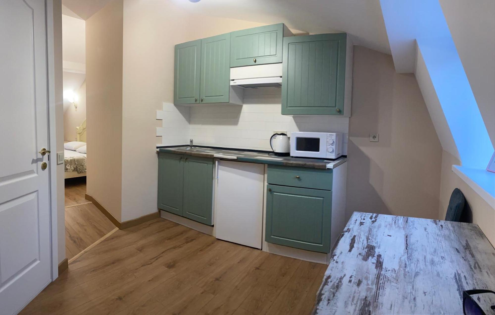 Apart Yaroslava Osmomysla 9 Square - City Center Лвив Екстериор снимка